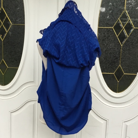 BCBG  DRESS - Picture 5 of 7